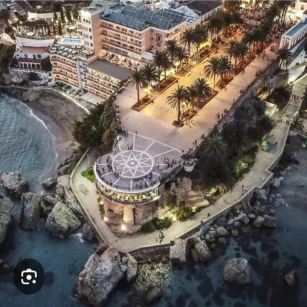 El Balcon De Nerja Apartment Spain