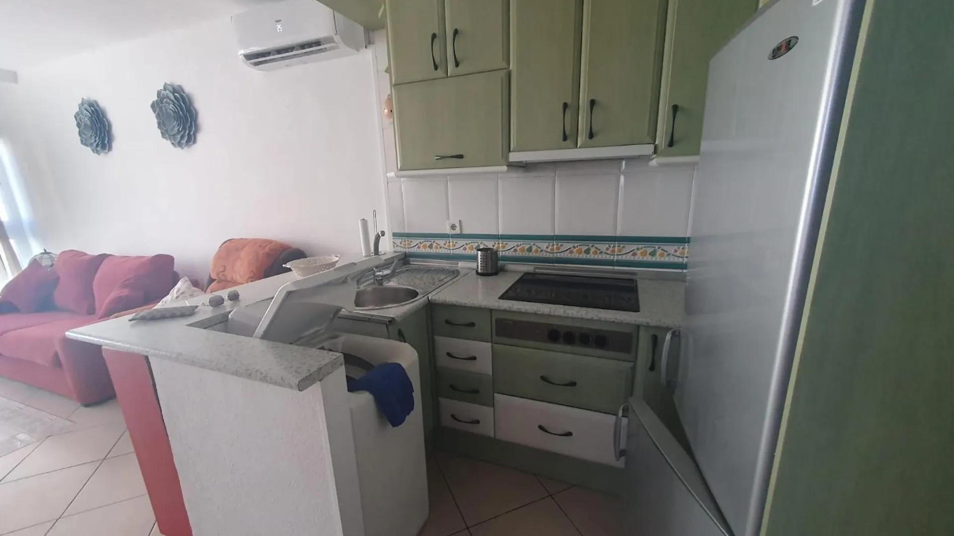 El Balcon De Nerja Apartment 0*,  Spain